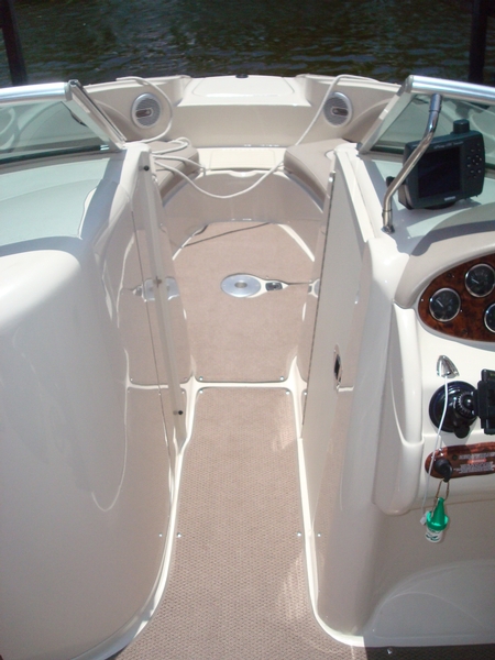 Searay Cockpit Carpet Kit 220 Sundeck 02 05